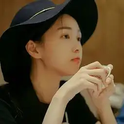 清纯甜美气质美女微信头像
