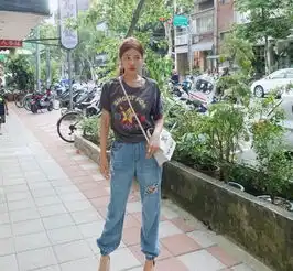 44岁台湾少女年龄算个p这才是中国男人想娶的女神
