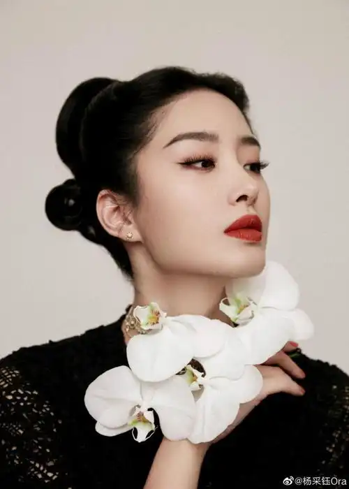 阔太大比拼同是女主杨采钰与王凯平分c位,视后童谣却无身影
