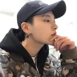 90把你当备胎的,渣男会意识说这3个字,女生找准机会踹了他
