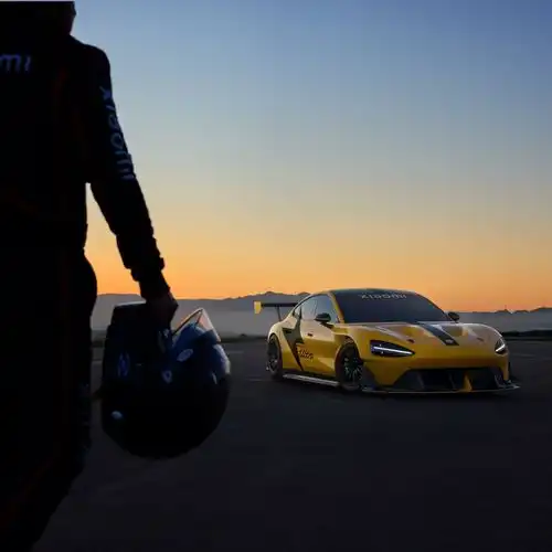 雷军首批小米su7ultra原型车实拍壁纸解禁,点击下载
