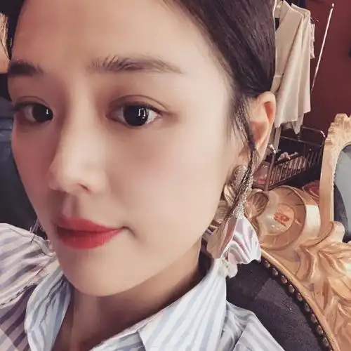 欧豪马思纯分手娱乐圈集体遇水逆,大家还要不要相信爱情
