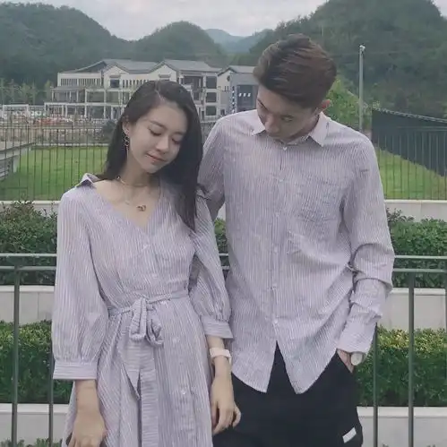 情侣头像从校服到婚纱,从青丝到白发
