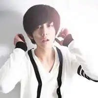 有谁可以帮我配一个适合这个头像的情侣头像吗男生的急
