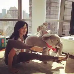 亚洲最美瑜伽教练美照盘点各路瑜伽达人美照
