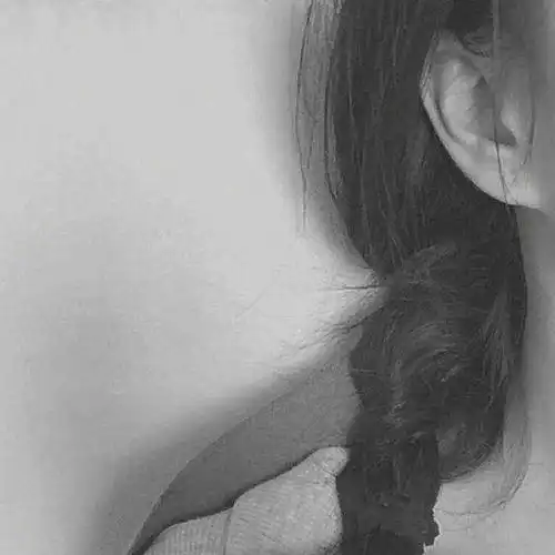 经典爱情伤感个性签名,找一句发朋友圈吧
