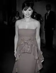 2011全球最美女性莎娃乳神入选基莉不敌谢莉尔
