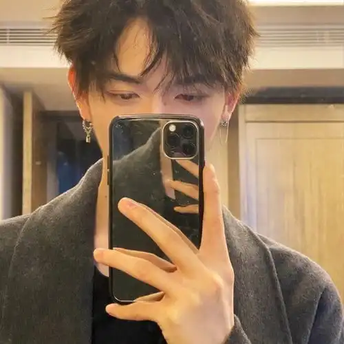 男头无爱者自由
