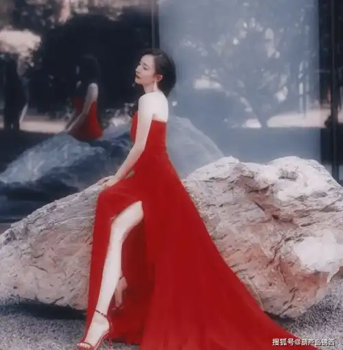 这8位女星,也太风情万种了吧一个眼神,也能羡煞四方
