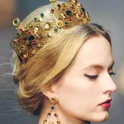 如何通过八字日柱看谁有富贵好命
