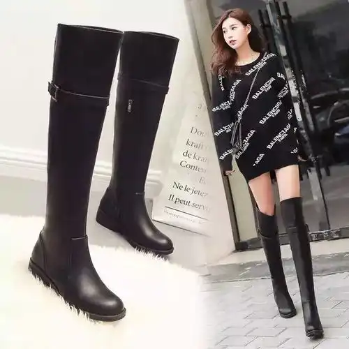 一双长筒靴子配上时尚短裙,让你瞬间年轻十岁,减龄又保暖
