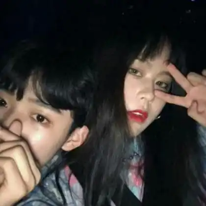 情侣头像一男一女,你的微笑我全都喜欢
