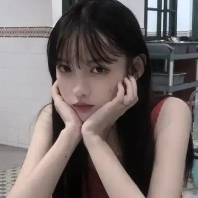 2023甜美小仙女微信头像
