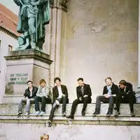 三个好兄弟图片大全背影
