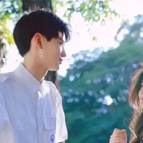 情侣头像明天也一起走吧
