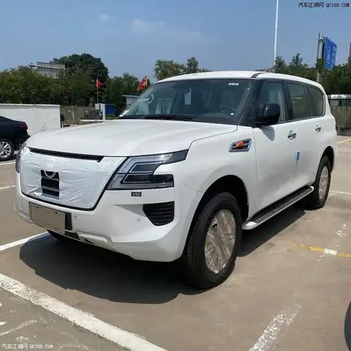 2020款日产尼桑途乐y62中东版试驾体验
