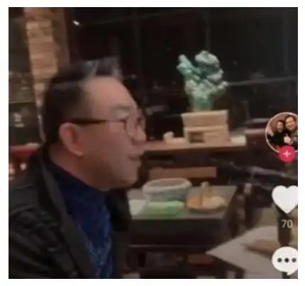 58岁著名相声家富得流油烟是普通人一天工资,豪宅堪比私人公园
