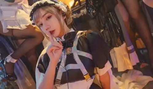 这就是第一熟女网红的审美一套水手服,竟拍出纯欲和人妻两种风格
