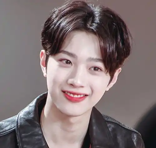 赖冠霖起诉原韩国经纪公司cube,案件将宣判
