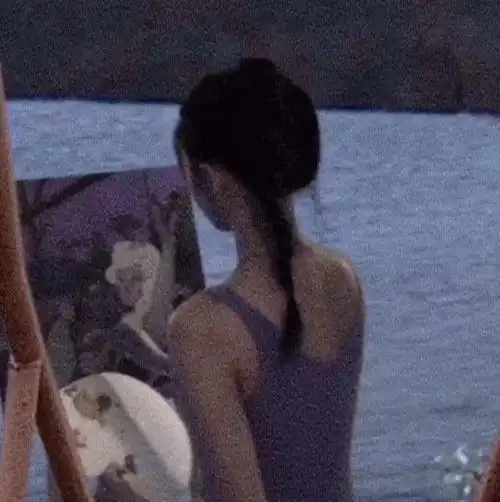 女生头像丨你妈妈没教过你礼尚往来吗
