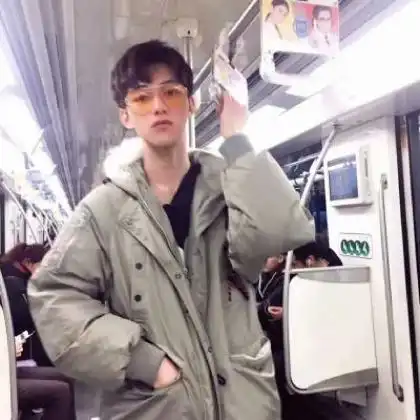 男生帅气冷酷的头像,其实冷酷也是一种帅
