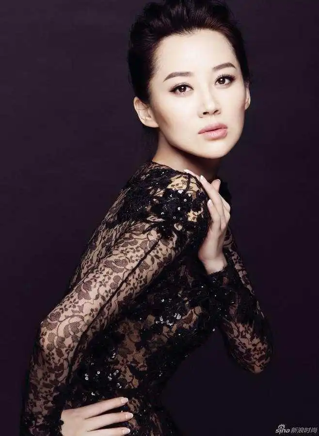 成熟性感女人味十足,有一种女人叫北京大妞许晴
