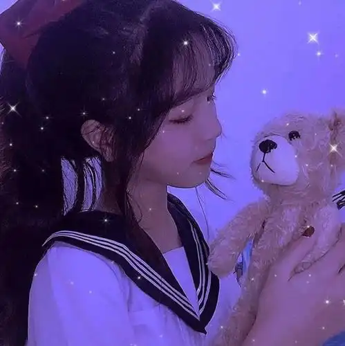 想做那个能和你共用一副耳机的人
