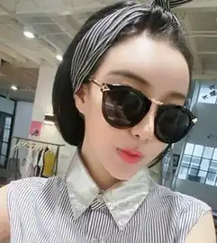 发型墨镜女人的绝妙搭配术
