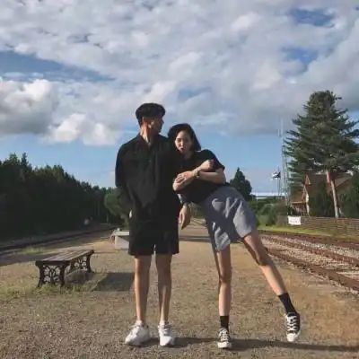 2021韩范独特情侣头像一对两张真人我的世界绝不会允许你消失
