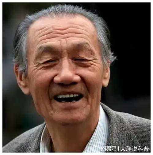 田成仁一路好走,中国第一村长,好想念茂源老汉和小花爷爷啊
