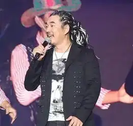 任贤齐胖到200斤成油腻大叔网友这...太辣眼
