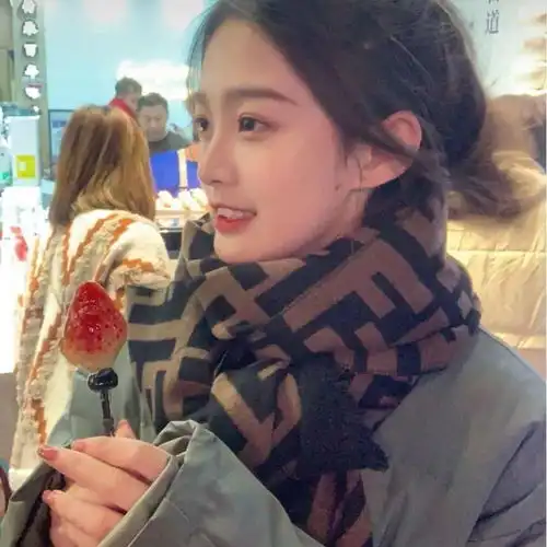 速速来保存个性微信头像
