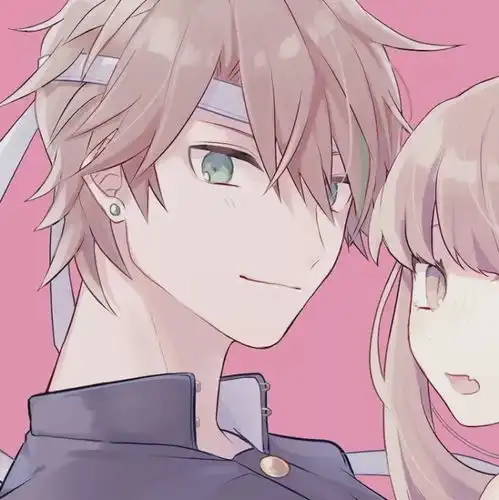 动漫情侣头像收到爱情的讯号
