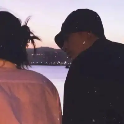 赴鹤真人情侣头像愿喜
