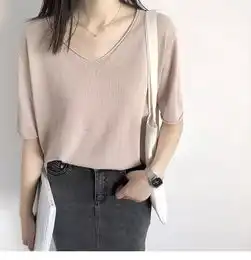 民族风方领针织衫
