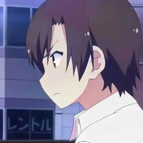 动漫情头当你太爱一个人这个人却不太爱你你就会总是指出他不爱你的行为
