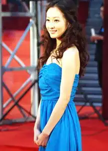 金爵奖影后吕星辰成名太突然学业排第一
