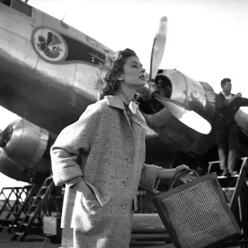 摄影丨复古美人,高贵令人心醉
