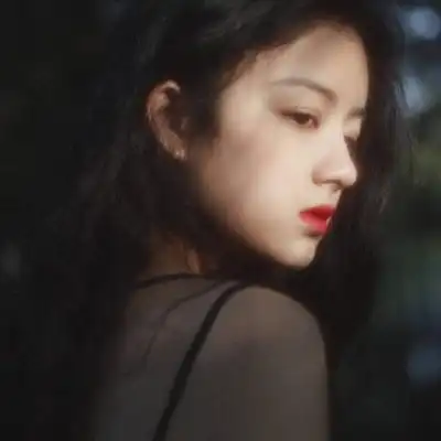 有点丧呐伤感高冷霸气女头拿女生头像我要个性网
