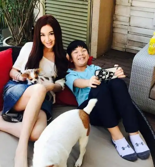 童年女神温碧霞扮妲己,举手投足风情万种,被夸苏妲己本人
