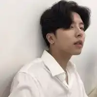有钱有气质的男图片微信头像图片大全
