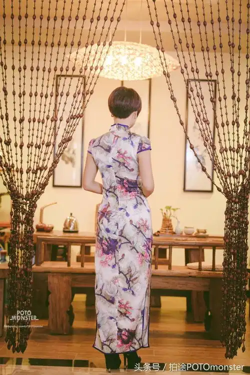 在东莞有个寻找最美旗袍背影的活动,东方女子该拥有自己的旗袍
