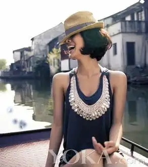 百变王珞丹n款造型优雅俏皮说来就来
