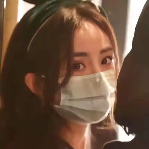 口罩挡不住杨幂angelababy的美颜,但同样需要掌握这些护肤技巧
