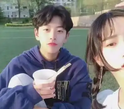 20句甜到发腻的睡前情话,大猪蹄子学起来,分分钟脱单
