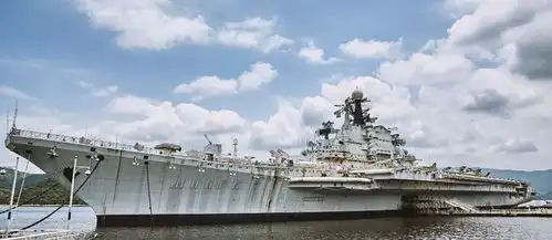 明斯克航母失火前老照片,给大家留个念想
