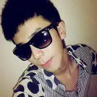 坐着戴墨镜的男人头像微信头像图片大全
