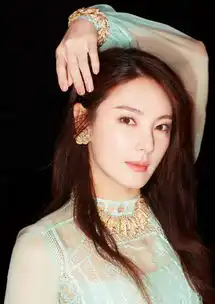 霸气张雨绮改风格了一袭薄荷绿轻纱裙,长发披肩淑女范十足
