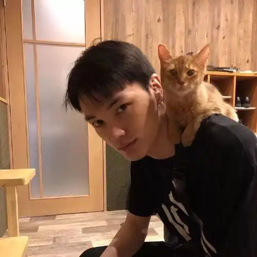男生头像只是有你会更好
