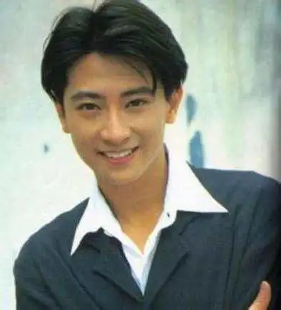 他红极一时被称小天王,比肩林志颖碾压钟汉良,因意气用事被封杀
